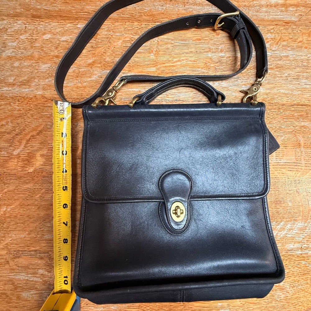 Vintage Willis Coach Purse